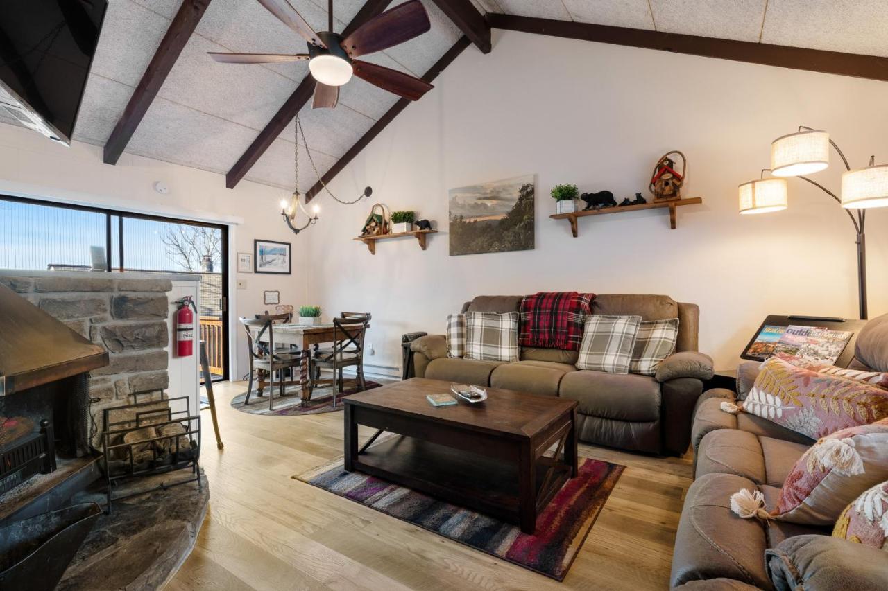 Bear'S Loft Apartment Бийч Маунтин Екстериор снимка