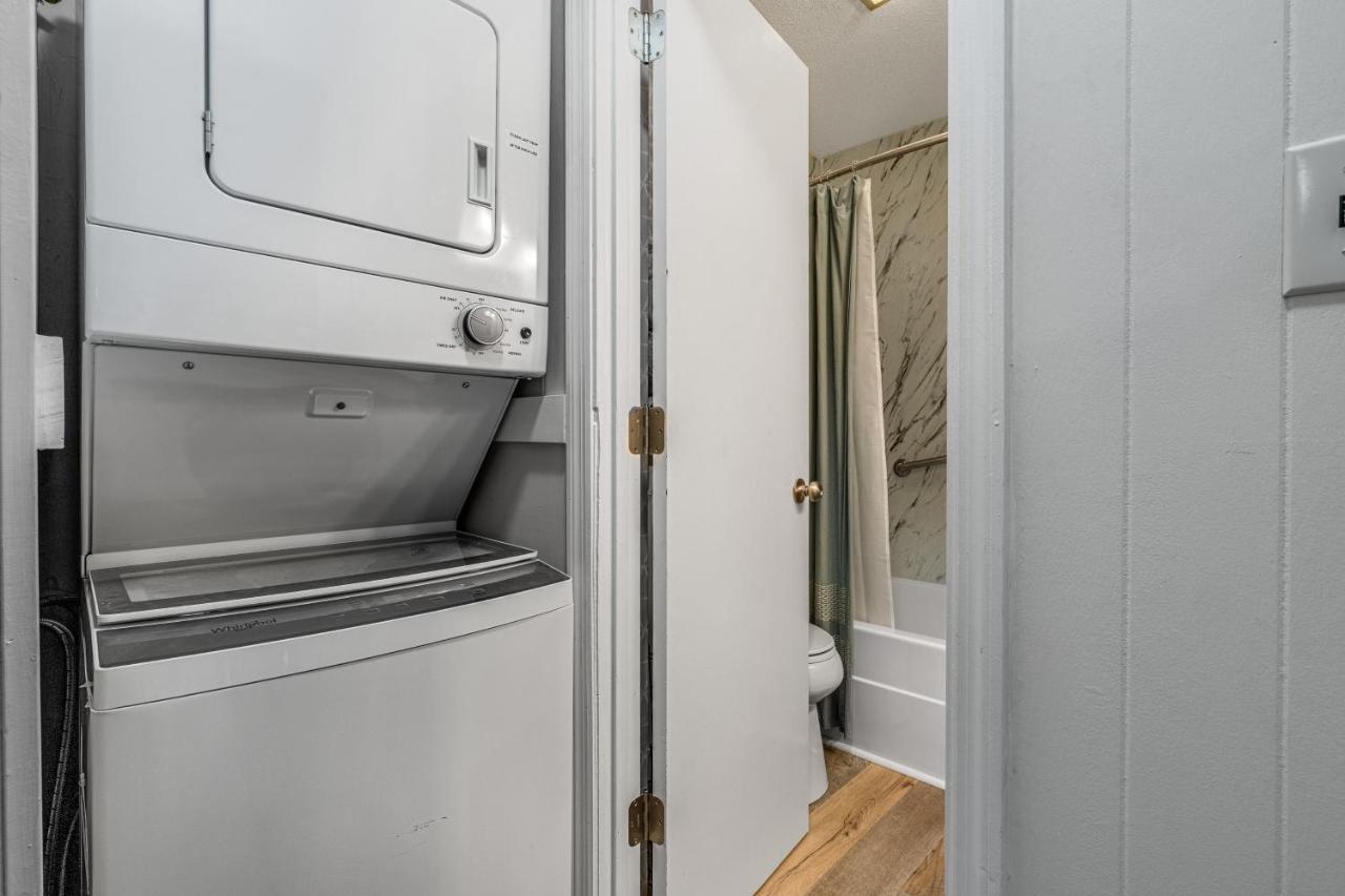 Bear'S Loft Apartment Бийч Маунтин Екстериор снимка